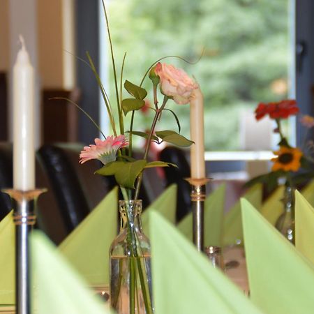 Behringers Freizeit - Und Tagungshotel 괴스바인슈타인 외부 사진